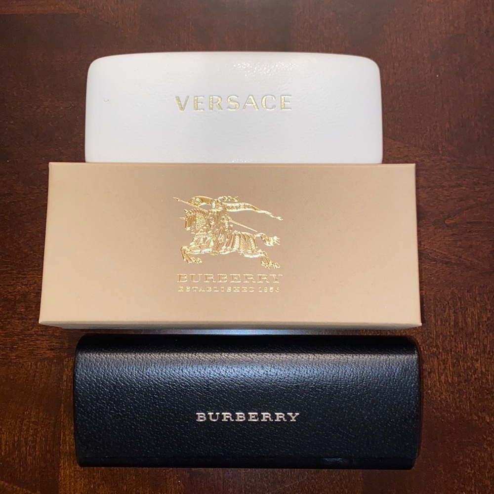 Sunglass case